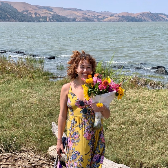 Meet your Posher, Nicole - Picture 10 of 14